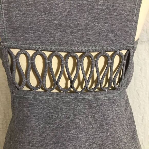 Lululemon Heathered Slate Sweaty or Not Tank Top Size Médium - Picture 7 of 9